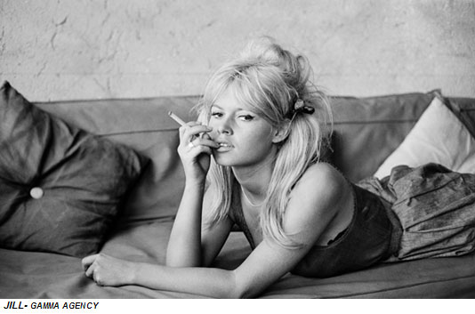 YellowKorner présente Brigitte Bardot : « A la scène comme à la vie »