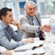 La création d’entreprise vue par les jeunes et par les seniors