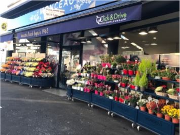Trois magasins de fleurs reconvertis aux couleurs du réseau Monceau Fleurs