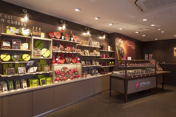 La franchise de Neuville tente un remodelling au niveau de ses boutiques