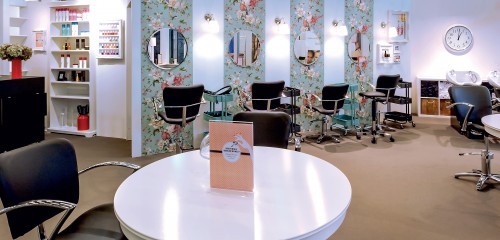 Inauguration d’une trentaine de points de vente Mon Coiffeur