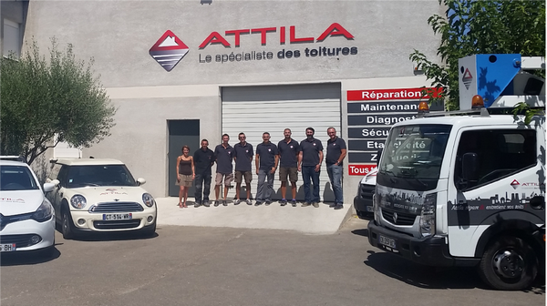 Attila réunit tous les chargés de clientèle de son réseau