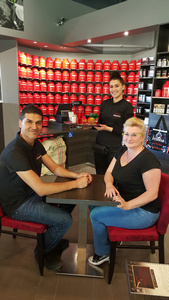 Charline, franchisée chez Cafés Etienne à Montpellier, livre son témoignage