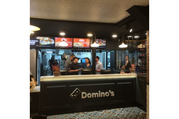 La franchise Domino’s ouvre son 300ème point de vente français dans le 18ème