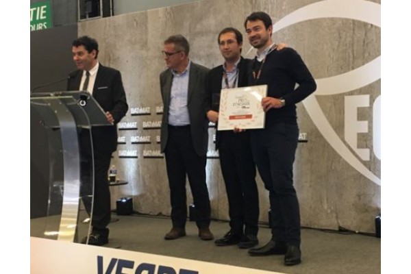 Le réseau de franchise Repar’stores récompensé sur le salon Batimat
