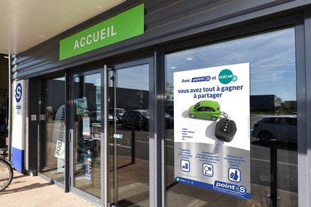 Point S scelle un partenariat avec OuiCar, enseigne de location de véhicules entre particuliers