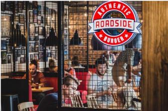 Un nouveau concept de l'enseigne Roadside installé en franchise à Fougères