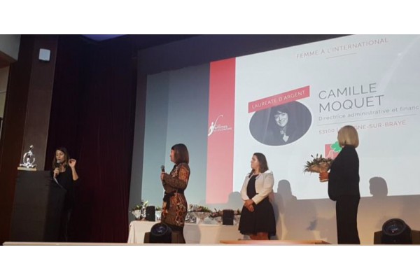 Camille Moquet récompensée pour son investissement dans le développement économique régional