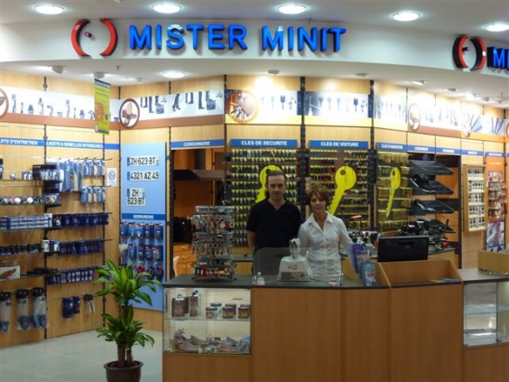 Interview de Mme Anne-Marie Rugiano, de la franchise Mister Minit