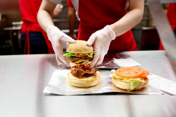 Ouverture du 1er Five Guys français le 1er août 2016