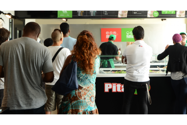 La franchise Pita Pit débarque en Guadeloupe