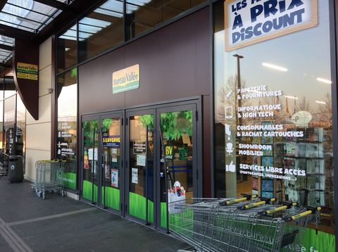 Le réseau Bureau Vallée inaugure son premier magasin dans le département de l'Allier