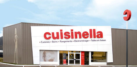 En 2008, Cuisinella offre une nouvelle identité visuelle à ses points de vente