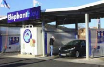 Conseil de la franchise Elephant Bleu : laver sa voiture pour préserver carrosserie et environnement 