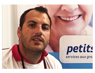 "Je suis pleinement satisfait du développement de mon agence Petits-fils" -